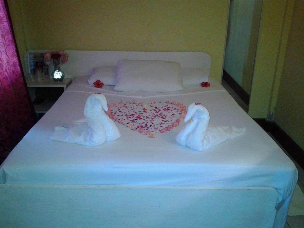 Belcove Hotel & Guesthouse 伯利兹城 外观 照片